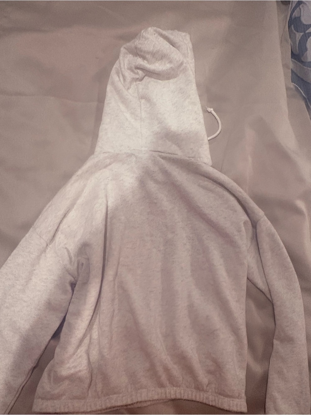 Women’s Light Gray Crop Hoodie Sweater - Casual Pullover